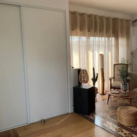 Willa Sud Primrose Bord De